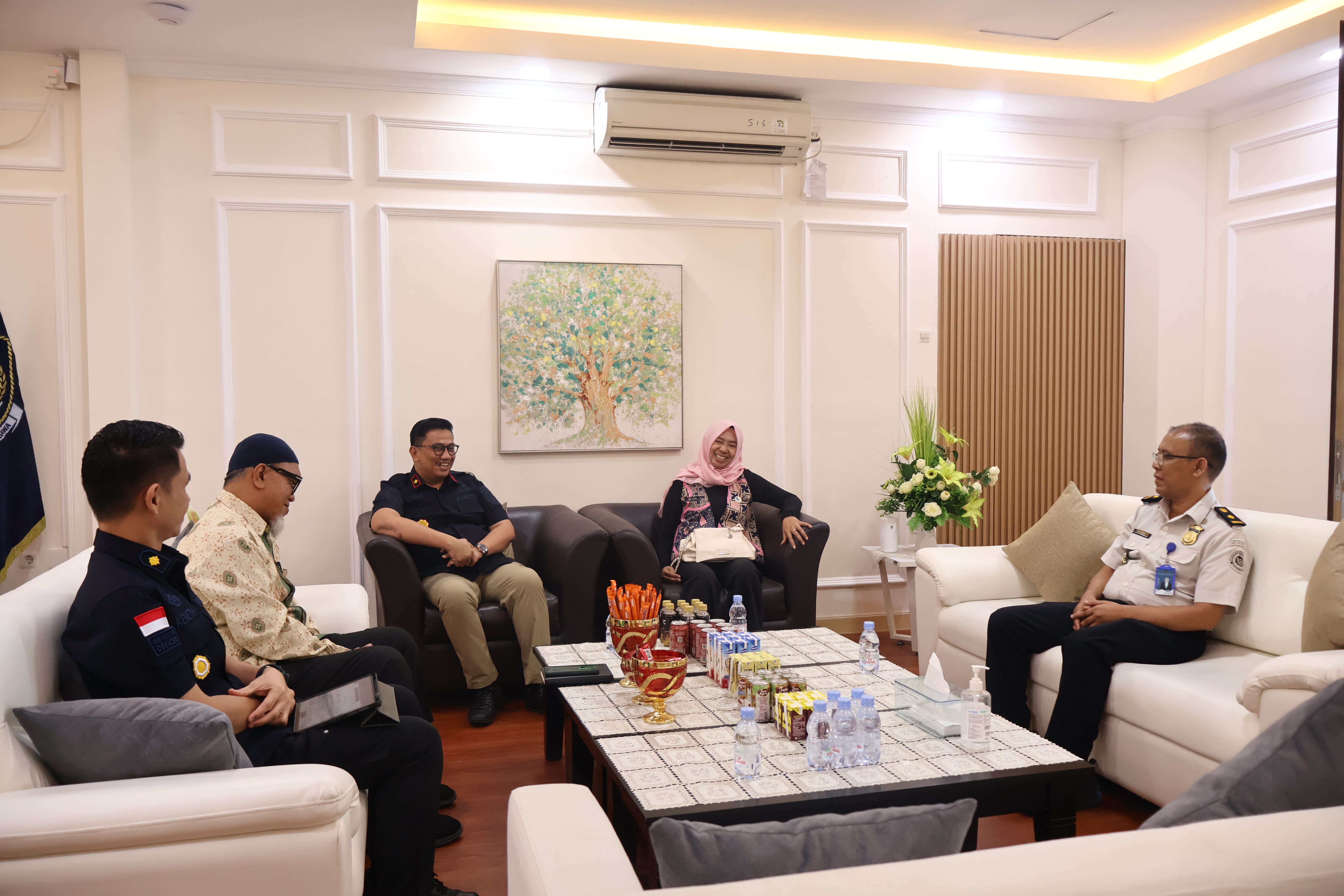 Kantor Wilayah Kementerian HAM Monitoring Implementasi Konvensi Pekerja Migran di Balikpapan